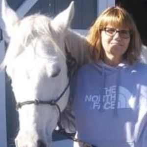 Meet your Posher, Becky